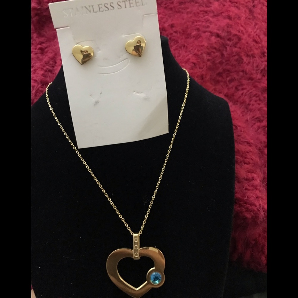 Stainless steel with medals and earrings ❤️